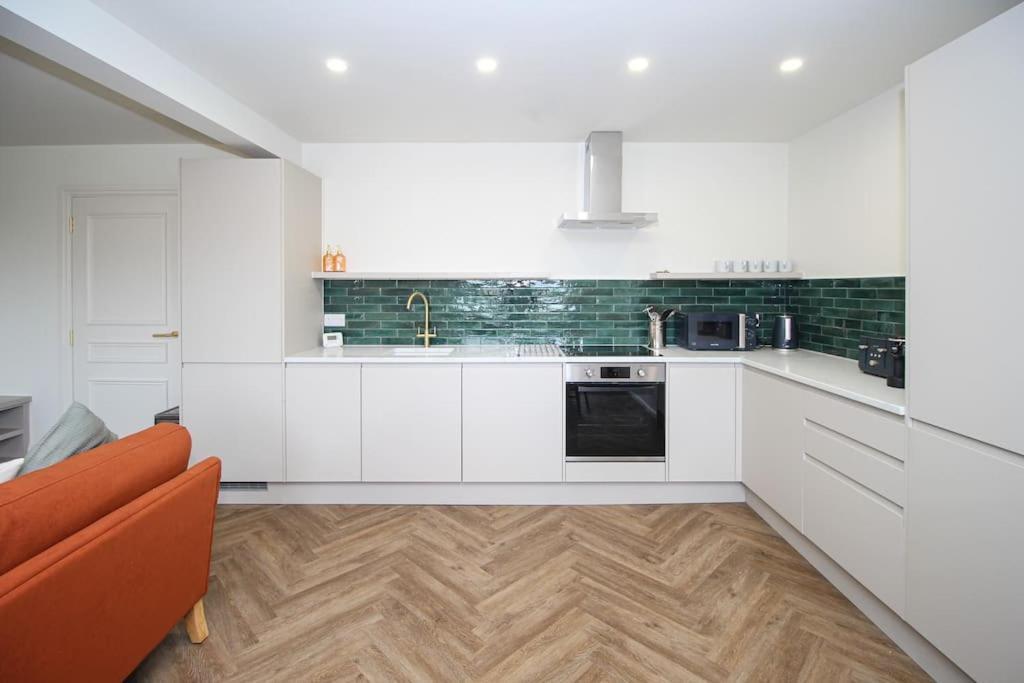 Townhouse - 2 Bed Luxury *